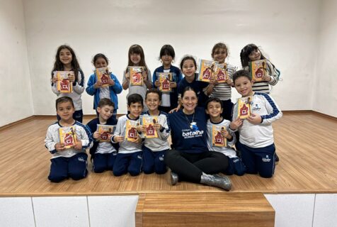 Projeto de Inglês une família, afeto e aprendizagem